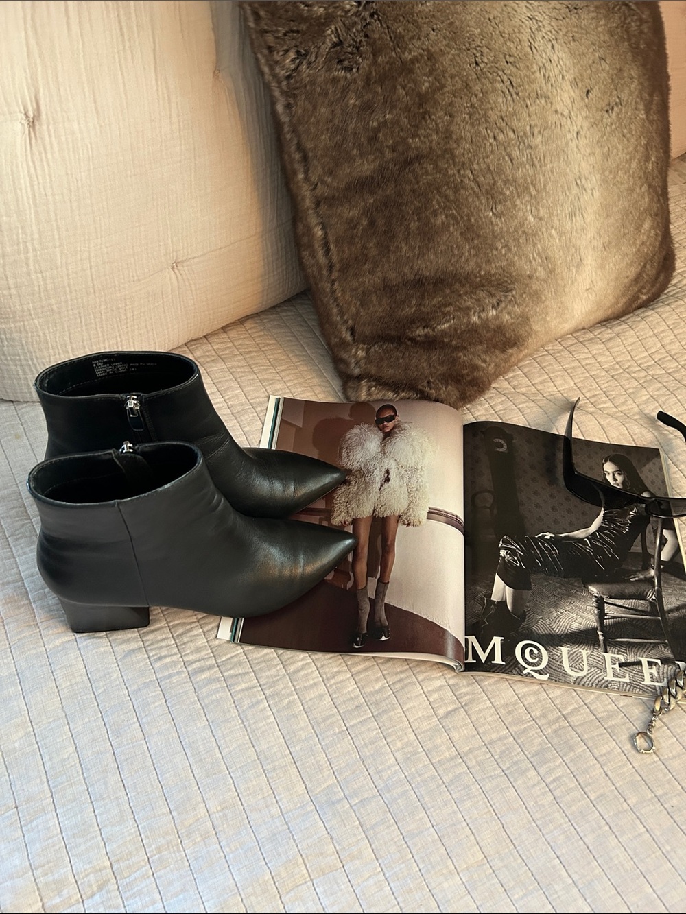 Steve Madden NIX black leather pointed toe retro block heel ankle boots 8.5
